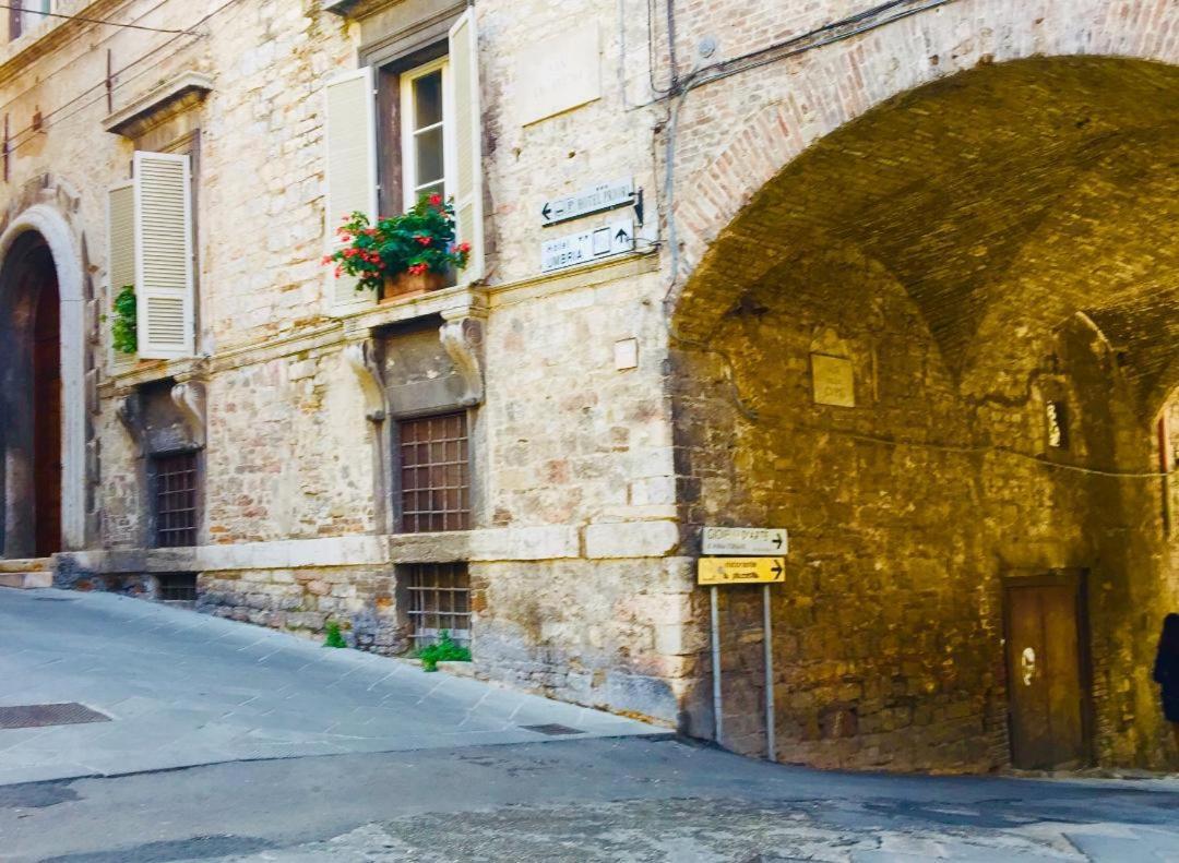 Casa Vannucci ペルージャ エクステリア 写真